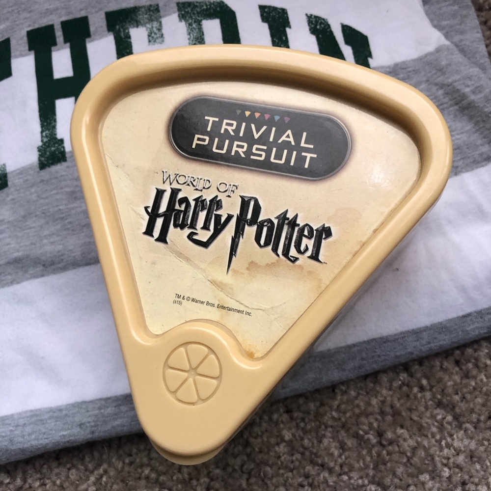 Harry Potter Trivial Pursuit Card Game